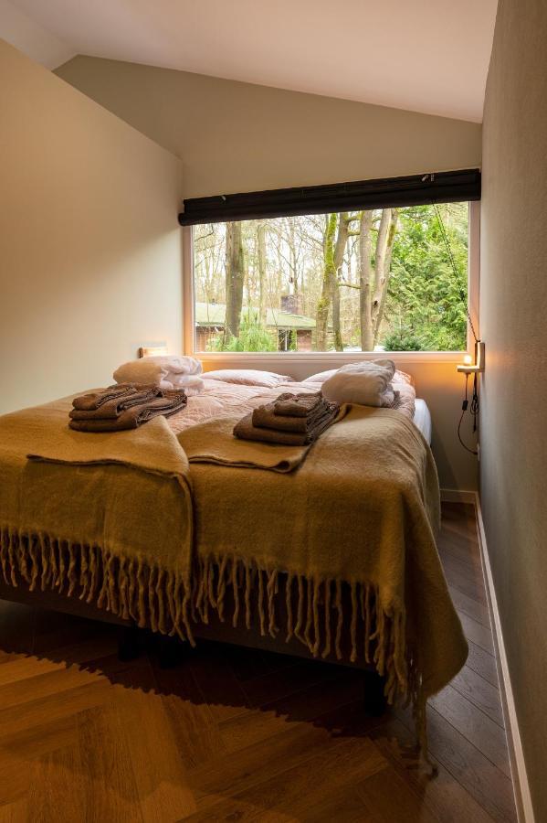 Zen-Bungalow No 3 Met Sauna En Hottub Rheezerveen Exterior foto