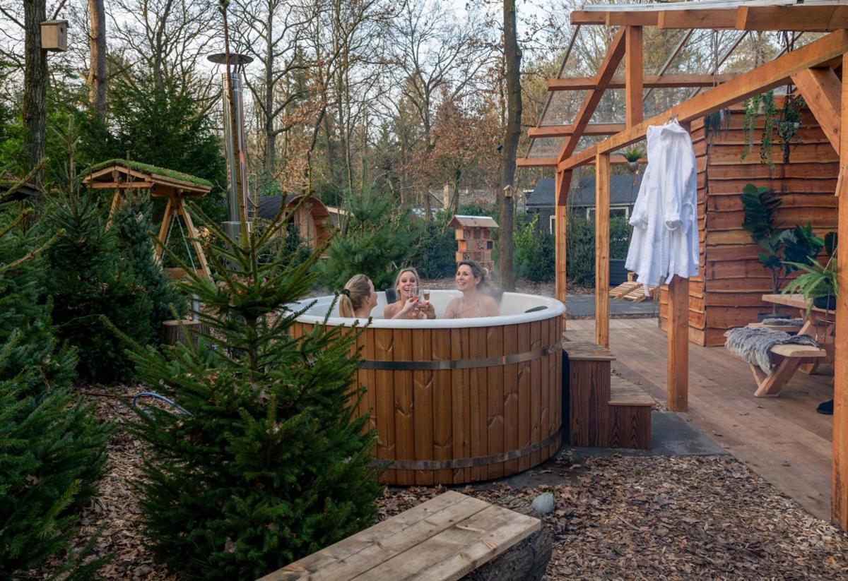 Zen-Bungalow No 3 Met Sauna En Hottub Rheezerveen Exterior foto
