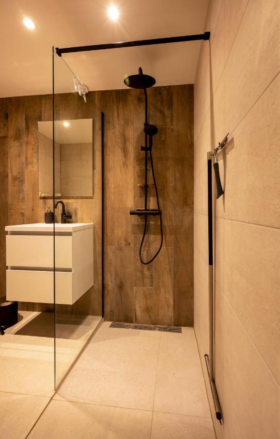 Zen-Bungalow No 3 Met Sauna En Hottub Rheezerveen Exterior foto