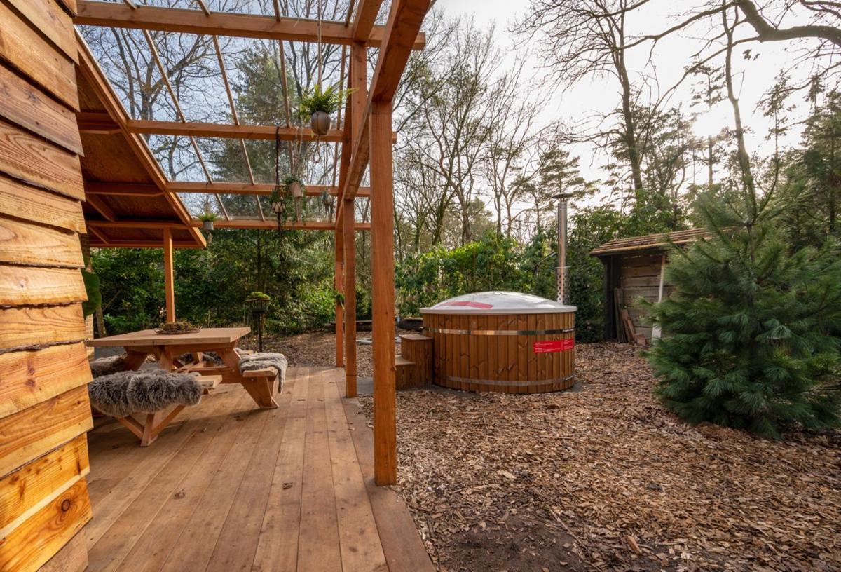 Zen-Bungalow No 3 Met Sauna En Hottub Rheezerveen Exterior foto